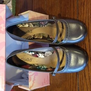Mudd Womens Dress Shoes
